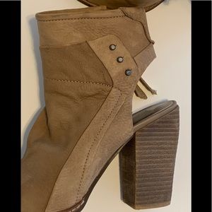 Dolce Vita bootie / Sandal